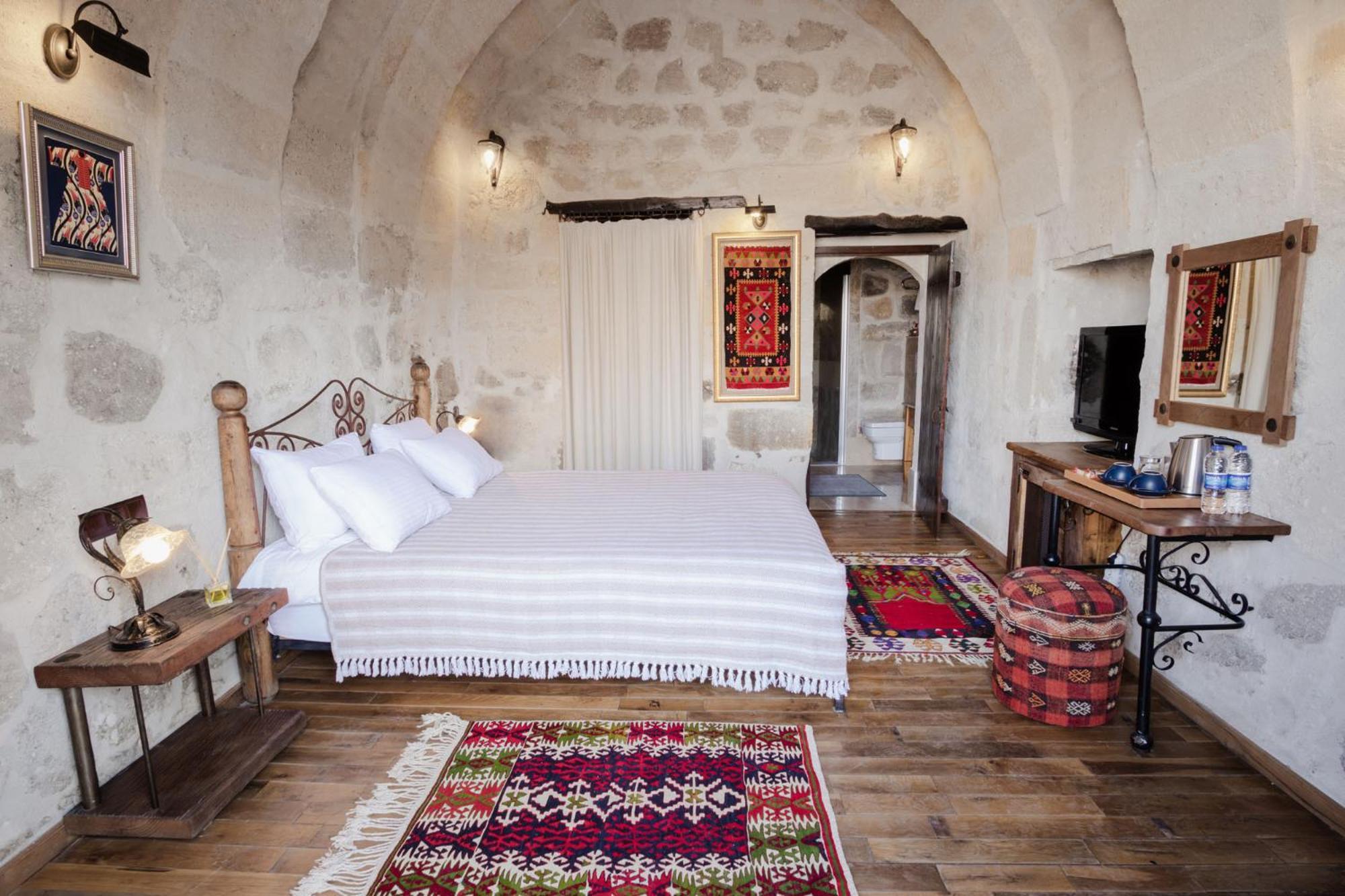 Sultan Cave Suites Гьореме Екстериор снимка