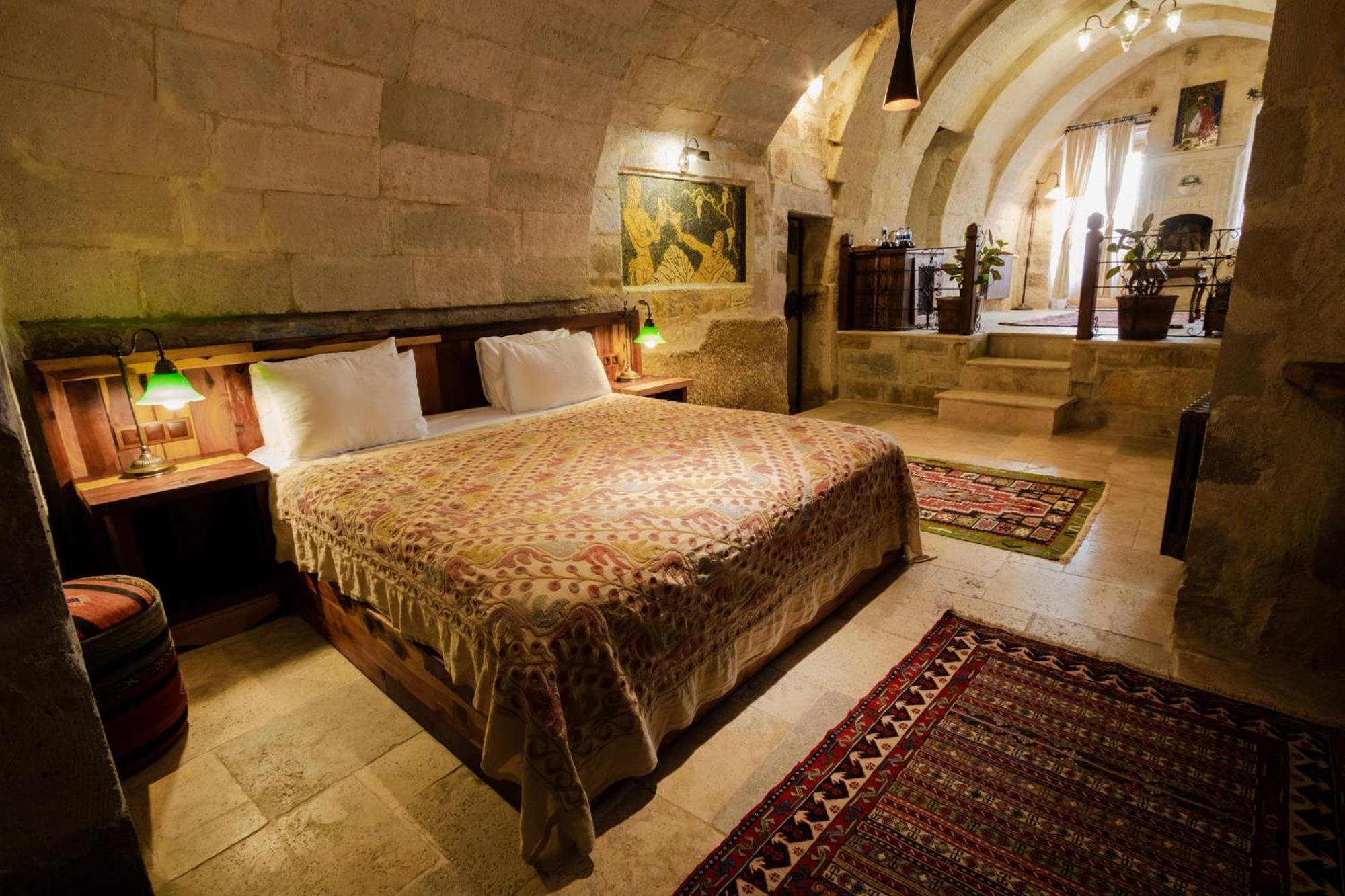 Sultan Cave Suites Гьореме Екстериор снимка
