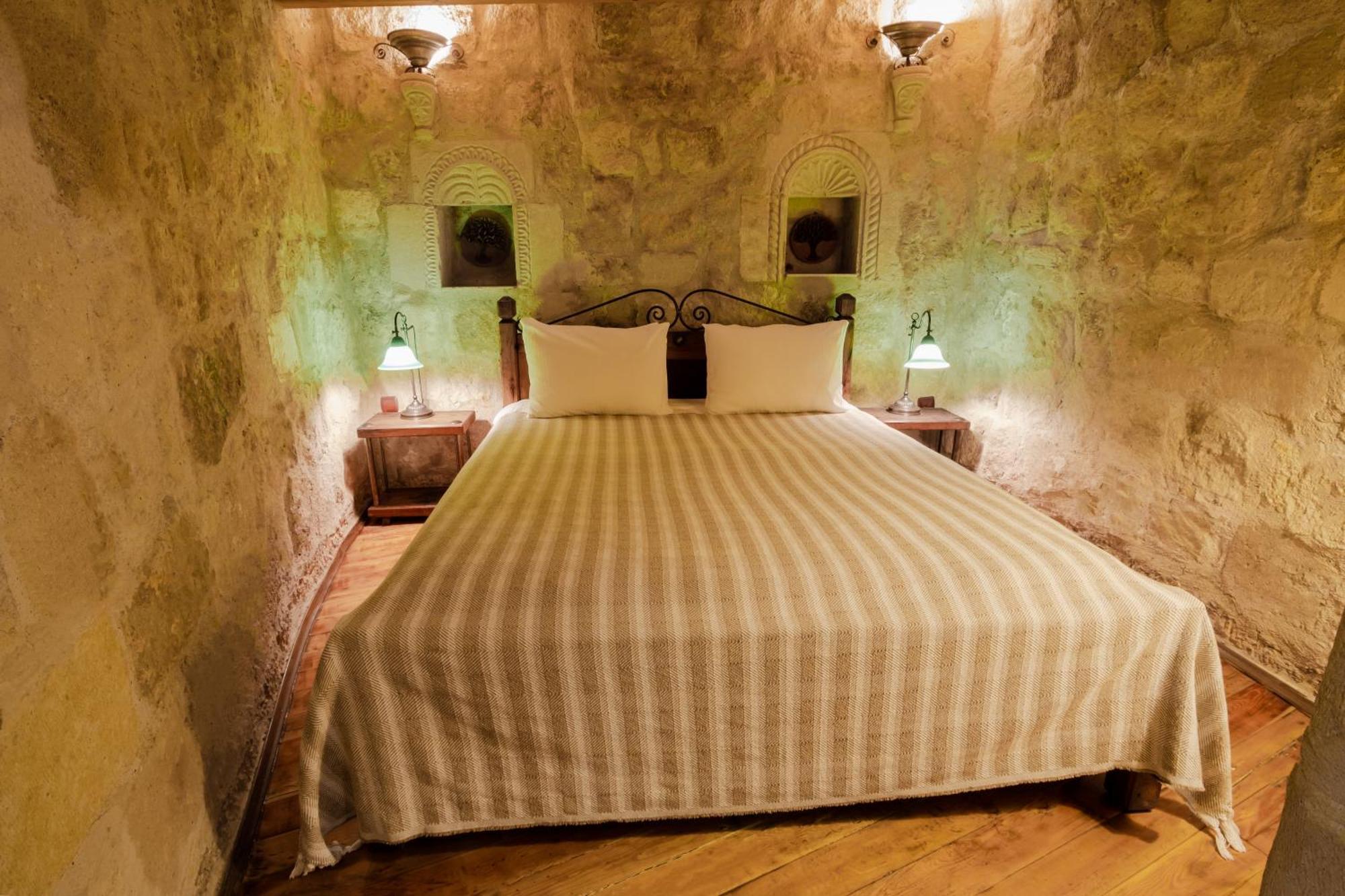 Sultan Cave Suites Гьореме Екстериор снимка