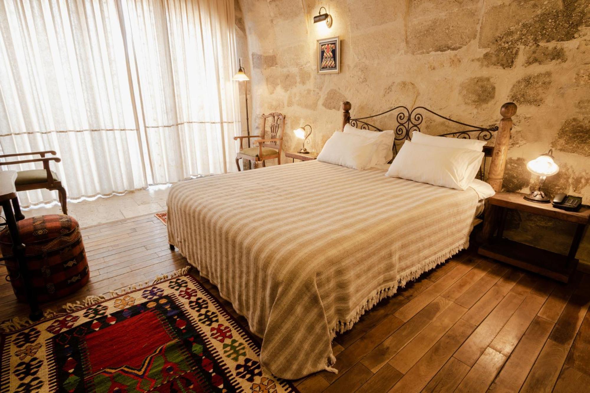 Sultan Cave Suites Гьореме Екстериор снимка