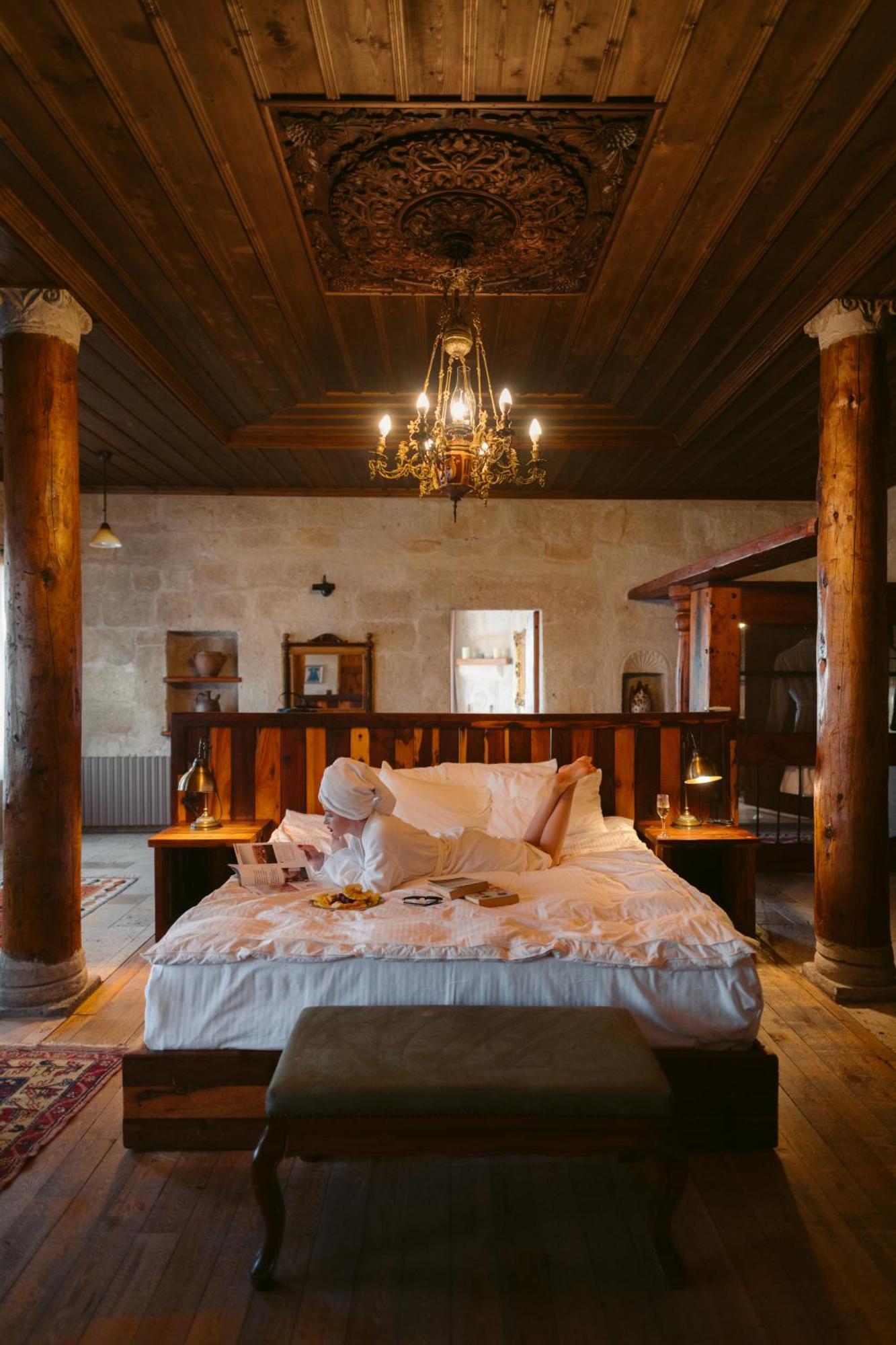 Sultan Cave Suites Гьореме Екстериор снимка