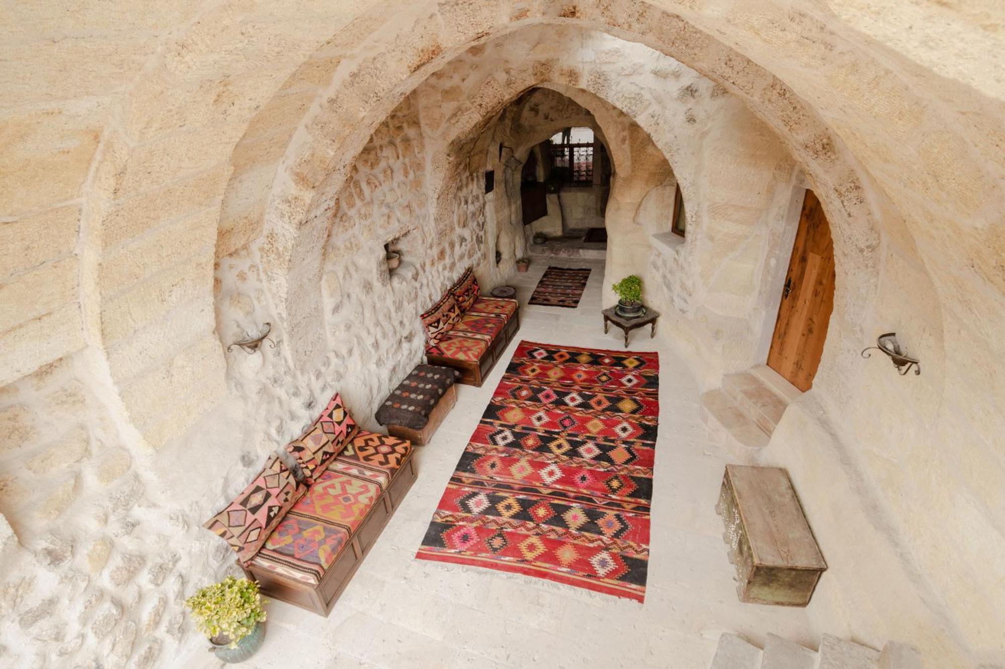 Sultan Cave Suites Гьореме Екстериор снимка
